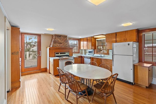 490 Pleasant St, Belmont, MA 02478