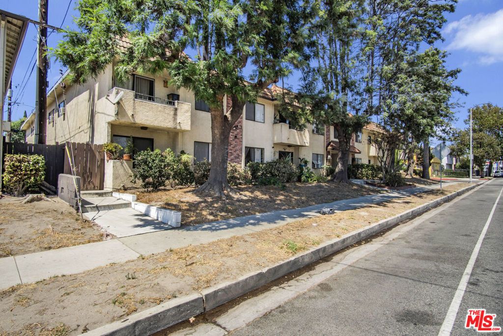 7061 Whitsett Avenue, Los Angeles, CA 91605 — photo 4