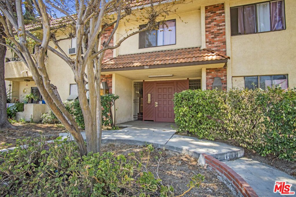7061 Whitsett Avenue, Los Angeles, CA 91605 — photo 5