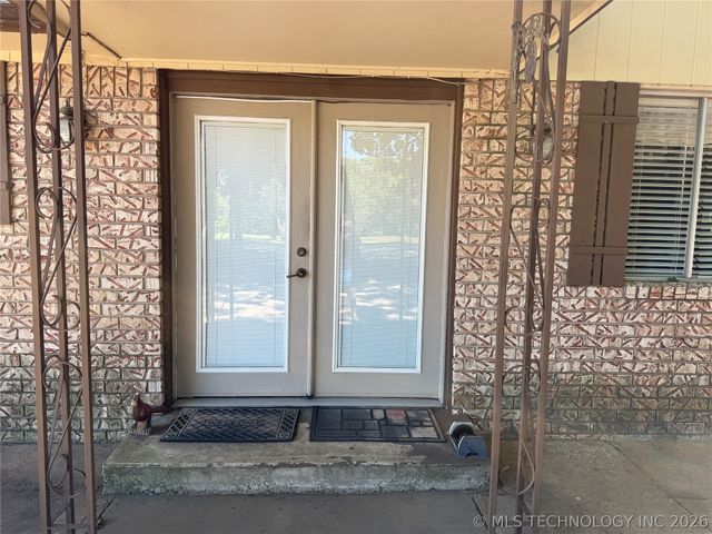 11716 E 69th Street North, Owasso, OK 74055