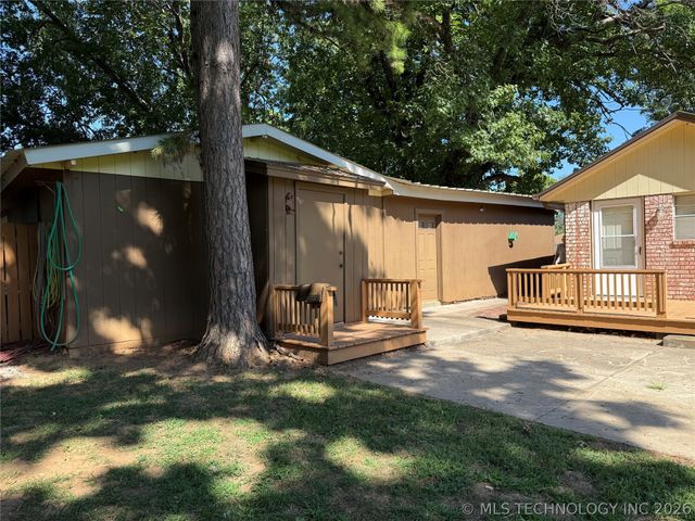 11716 E 69th Street North, Owasso, OK 74055