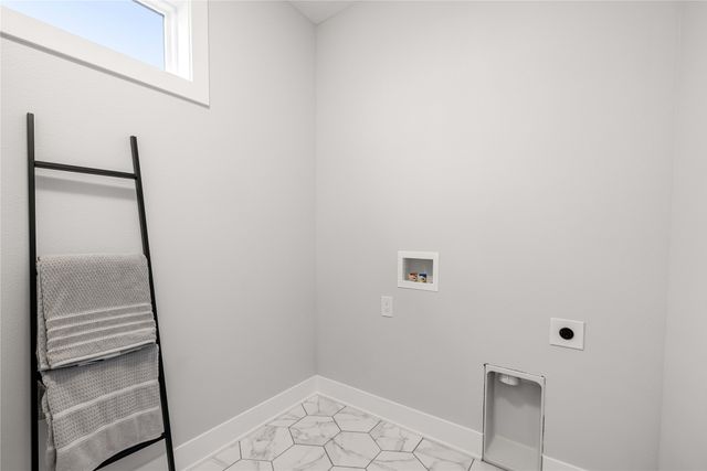1278 S Radley Street, West Des Moines, IA 50266