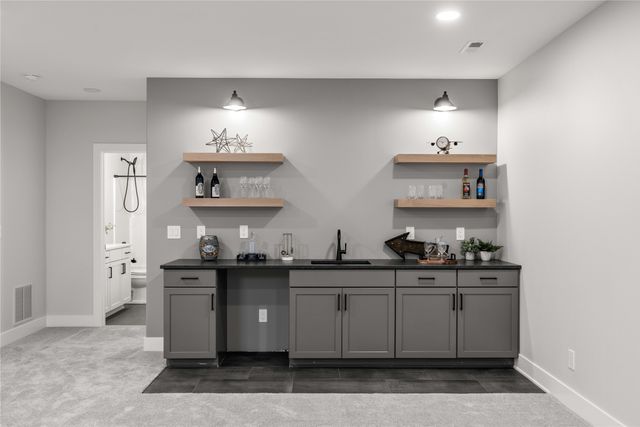 1278 S Radley Street, West Des Moines, IA 50266