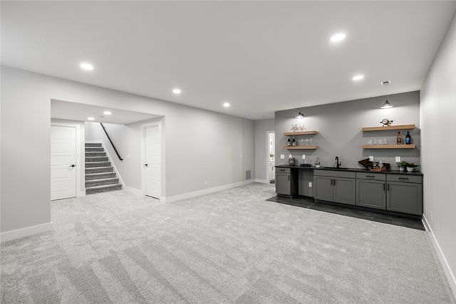 1278 S Radley Street, West Des Moines, IA 50266