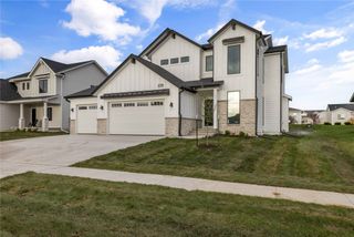 1278 S Radley Street, West Des Moines, IA 50266