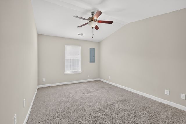 1040 Charlie Daniels Pkwy Apt 164, Mount Juliet, TN 37122