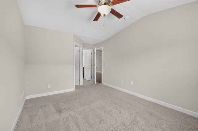 1040 Charlie Daniels Pkwy Apt 164, Mount Juliet, TN 37122