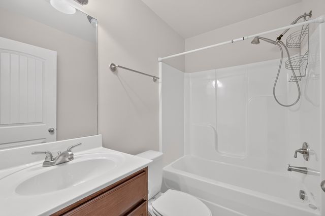 1040 Charlie Daniels Pkwy Apt 164, Mount Juliet, TN 37122