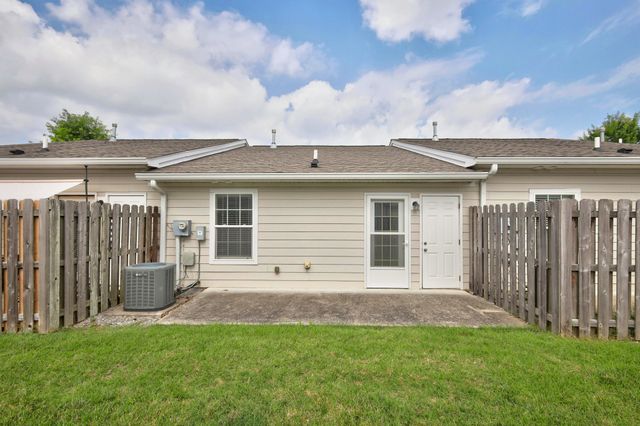 1040 Charlie Daniels Pkwy Apt 164, Mount Juliet, TN 37122