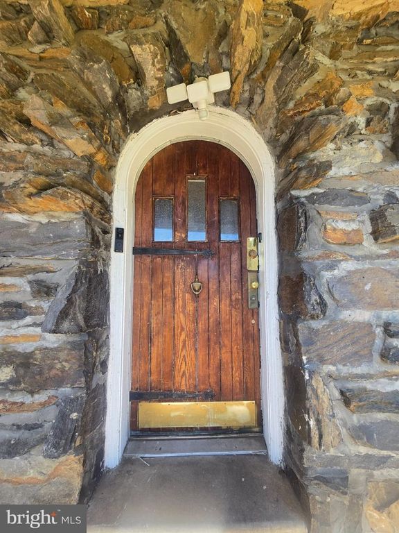 629 E WOODLAWN ST, PHILADELPHIA, PA 19144 — exterior