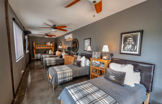 3805 Guenther Road, La Grange, TX 78945