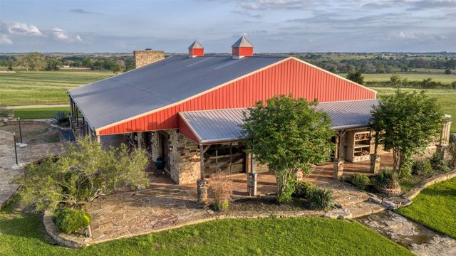3805 Guenther Road, La Grange, TX 78945