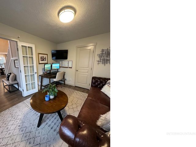 4355 N Borrego, Boise, ID 83713