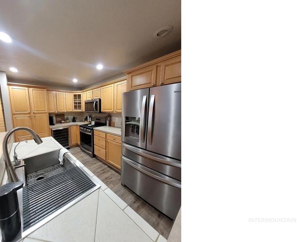 4355 N Borrego, Boise, ID 83713