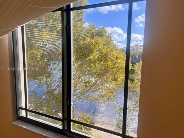 2726 Anzio Ct 308, Palm Beach Gardens, FL 33410