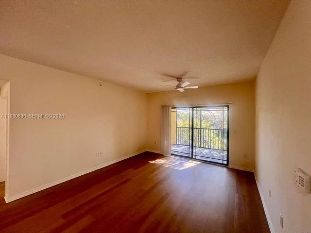 2726 Anzio Ct 308, Palm Beach Gardens, FL 33410