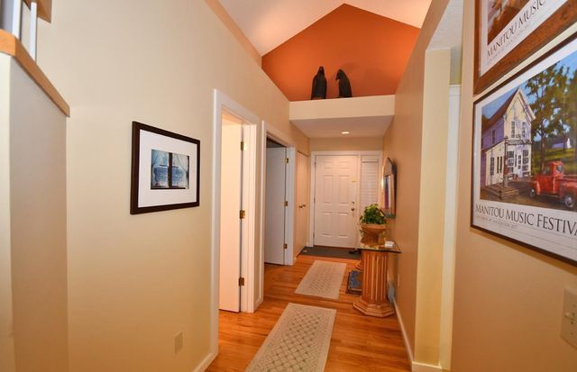 10 Vantage Pointe, Glen Arbor, MI 49630