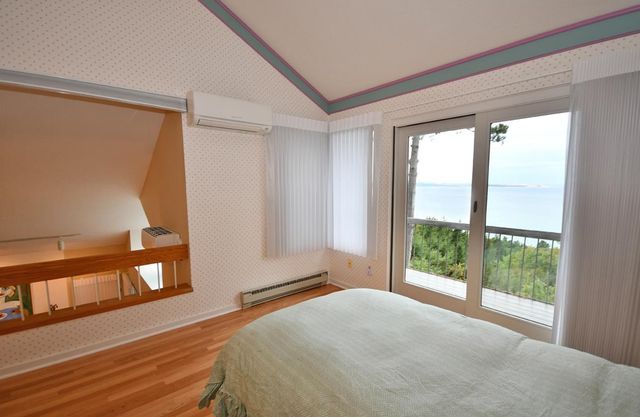 10 Vantage Pointe, Glen Arbor, MI 49630