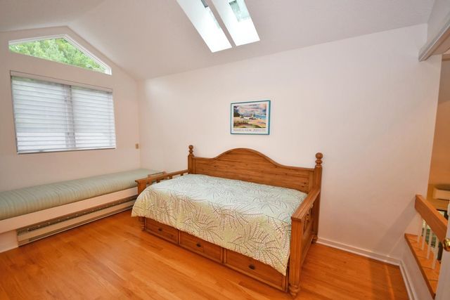 10 Vantage Pointe, Glen Arbor, MI 49630