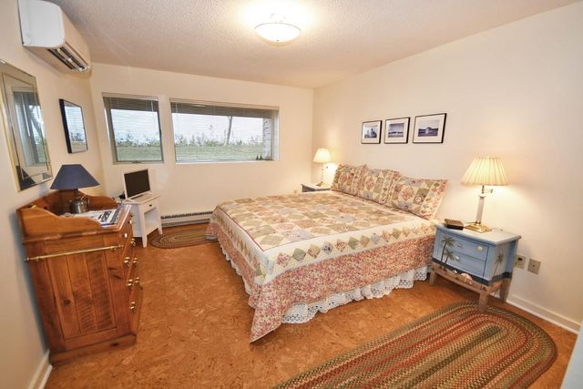 10 Vantage Pointe, Glen Arbor, MI 49630