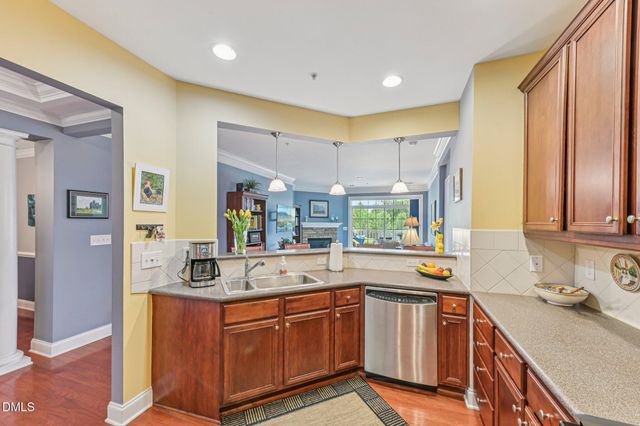 10411 Rosegate Court 205, Raleigh, NC 27617