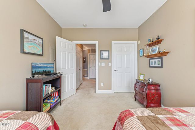 10411 Rosegate Court 205, Raleigh, NC 27617