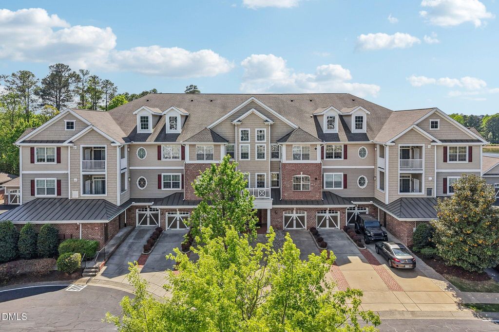 10411 Rosegate Court 205, Raleigh, NC 27617