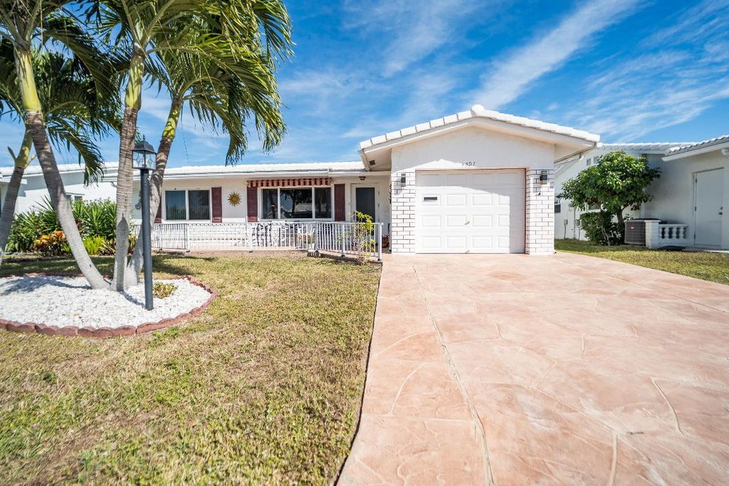 1507 Alfred Drive, Boynton Beach, FL 33426