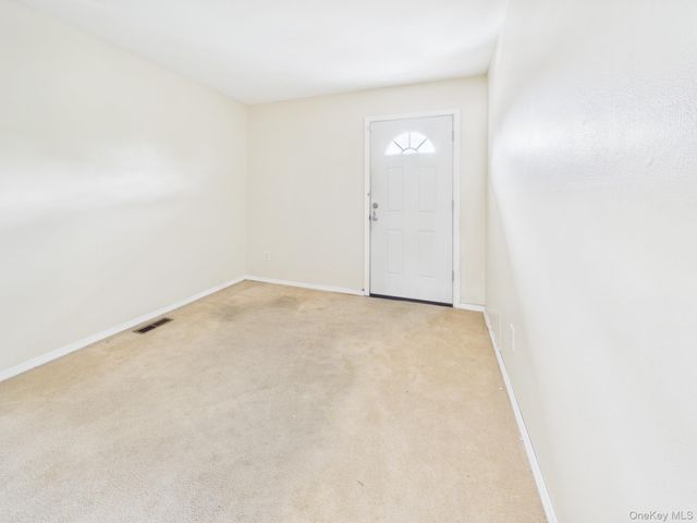140 Regis Drive, Staten Island, NY 10314
