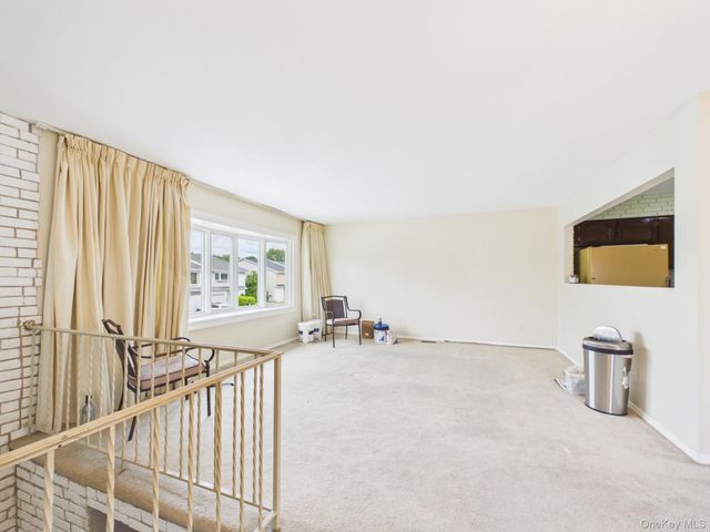 140 Regis Drive, Staten Island, NY 10314