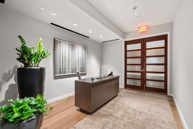 580 Washington St 8C, Boston, MA 02111
