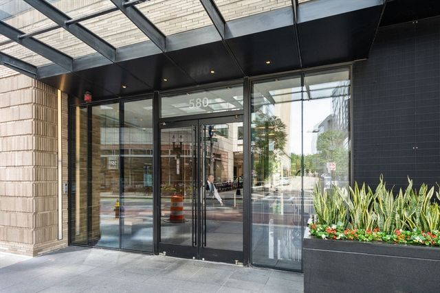 580 Washington St 8C, Boston, MA 02111