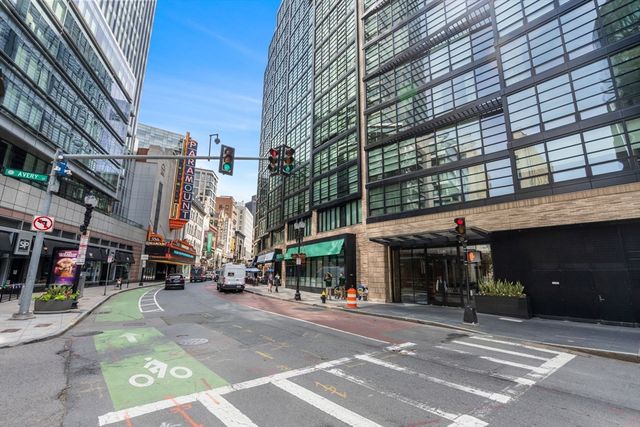 580 Washington St 8C, Boston, MA 02111