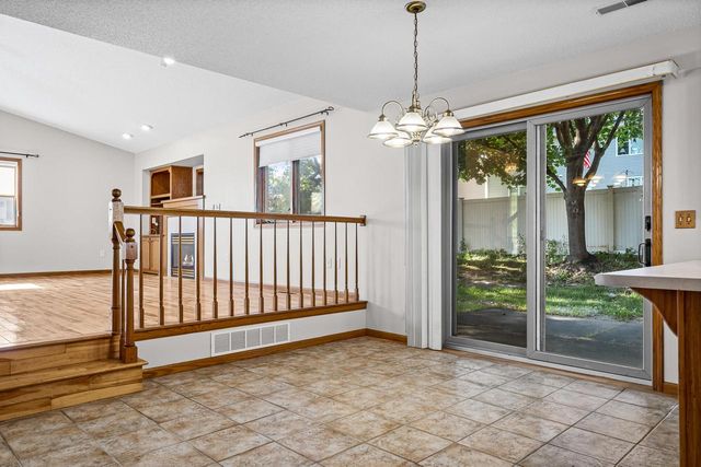 823 Windhill STREET, Onalaska, WI 54650