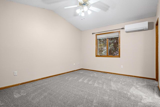 823 Windhill STREET, Onalaska, WI 54650