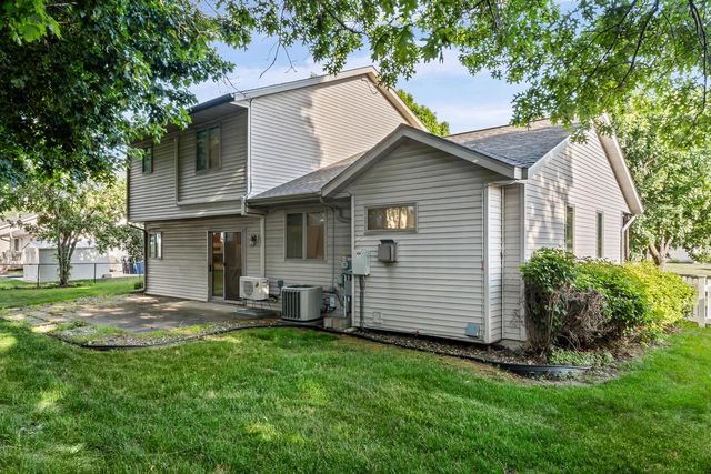 823 Windhill STREET, Onalaska, WI 54650
