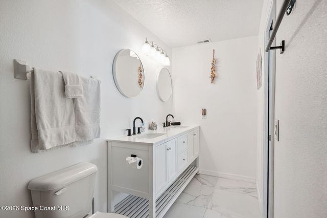 1710 Atlantic Street 5e, Melbourne Beach, FL 32951