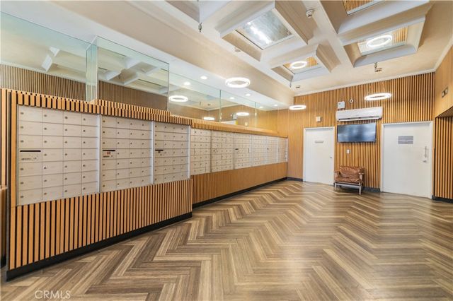 312 W 5th Street 304, Los Angeles, CA 90013