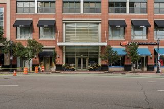 807 Davis Street 403, Evanston, IL 60201