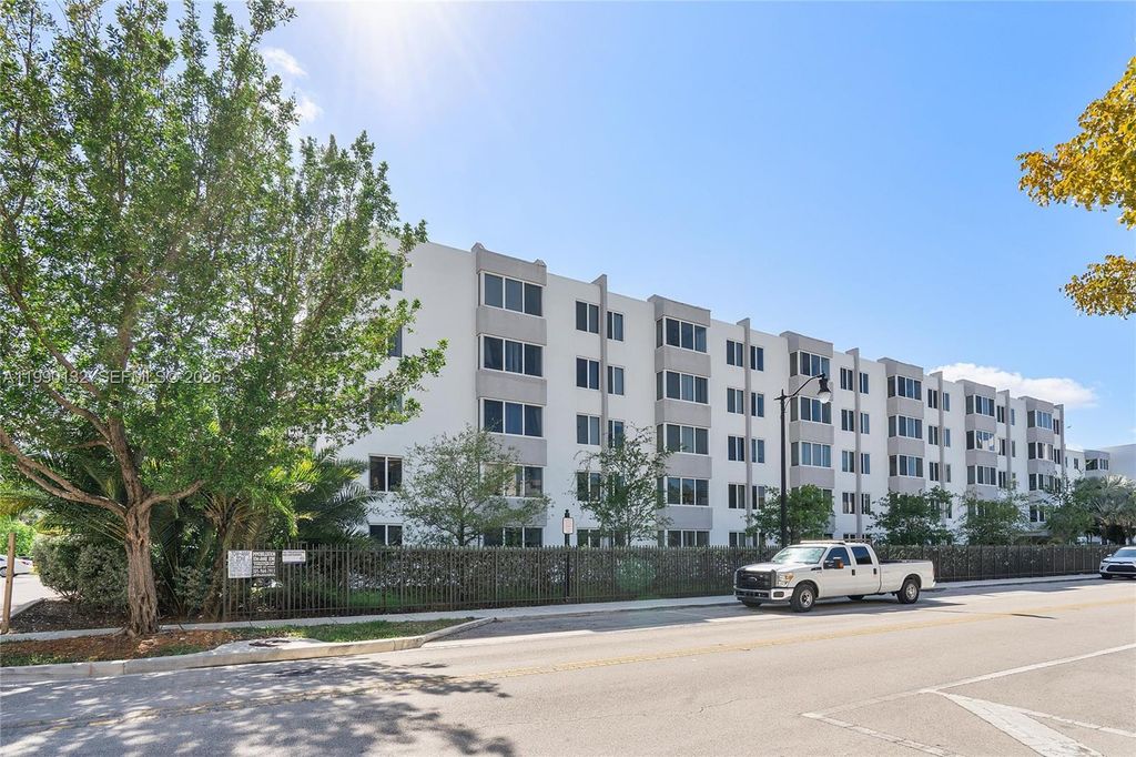 250 180th Drive 456, Sunny Isles Beach, FL 33160