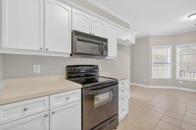 1032 Grider Dr, Gallatin, TN 37066