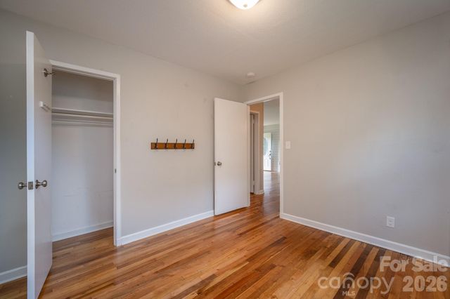 41 Trowbridge Lane, Brevard, NC 28712