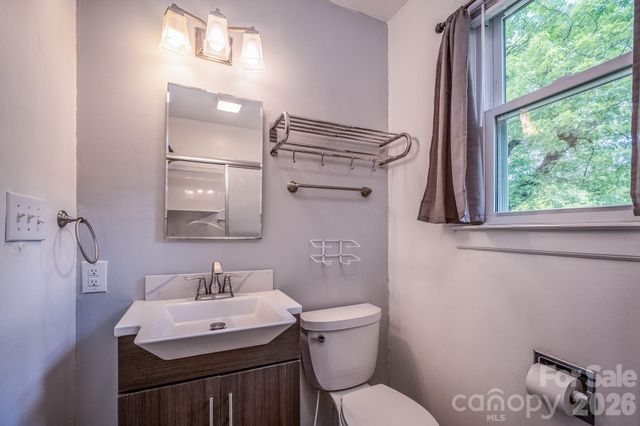 41 Trowbridge Lane, Brevard, NC 28712