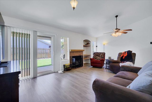 729 Spruce, Wheatland, CA 95692