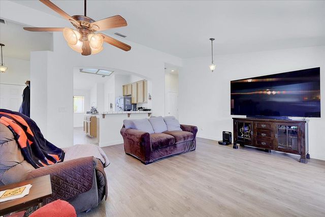 729 Spruce, Wheatland, CA 95692