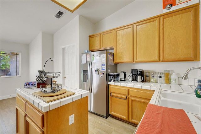 729 Spruce, Wheatland, CA 95692