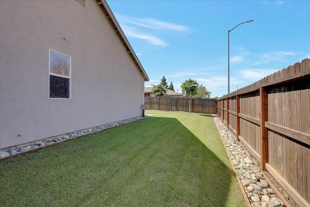 729 Spruce, Wheatland, CA 95692