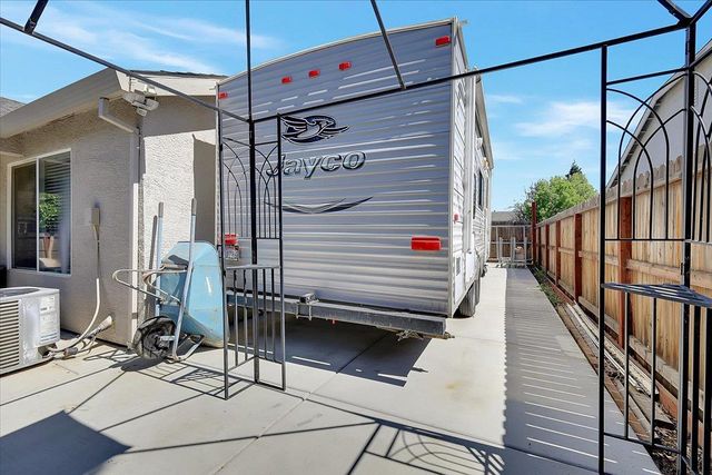 729 Spruce, Wheatland, CA 95692