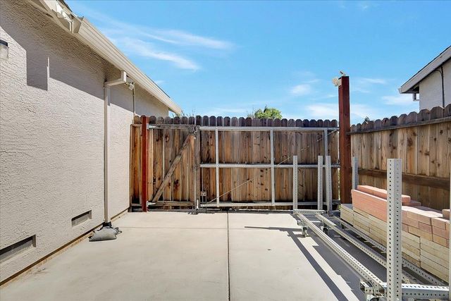 729 Spruce, Wheatland, CA 95692