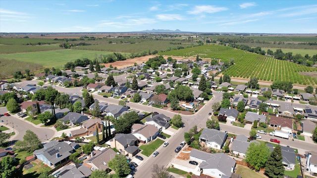 729 Spruce, Wheatland, CA 95692